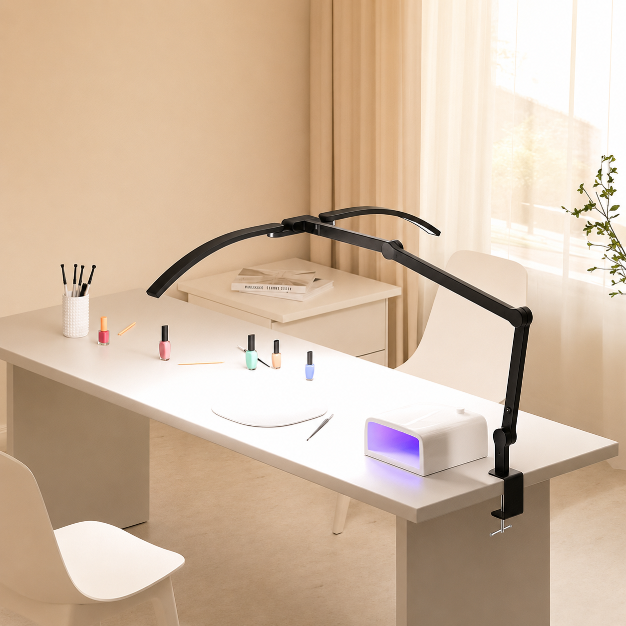 LED-Arbeitslampe für Nagelstudio – gleichmäßiges Licht und flexible Ausrichtung
